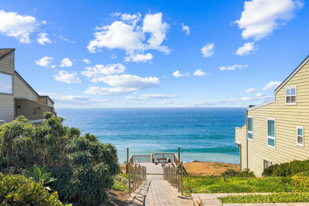 Encinitas · Ocean access