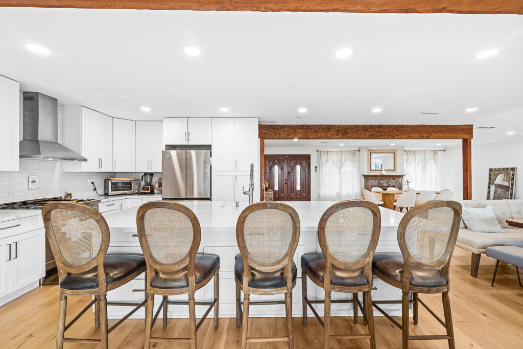 La Jolla · Kitchen