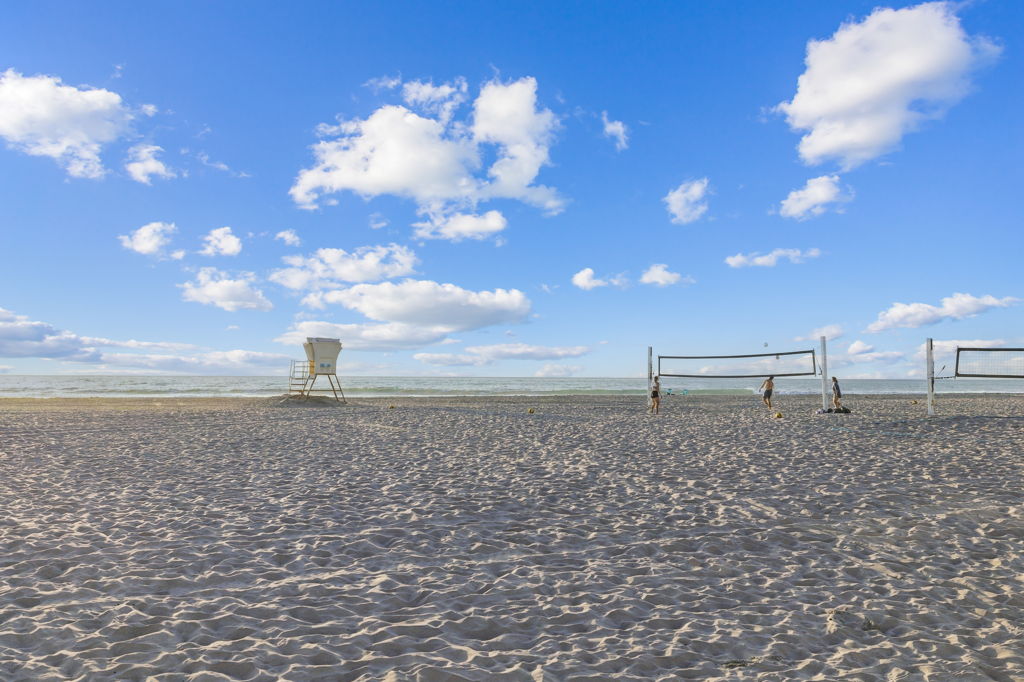 San Diego · Steps to the sand