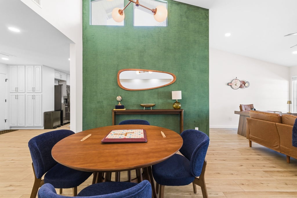 San Marcos · Dining area